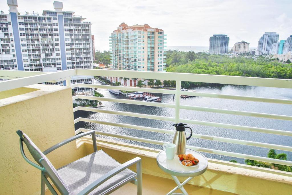 View, GALLERYone - a DoubleTree Suites by Hilton in Fort Lauderdale (FL)