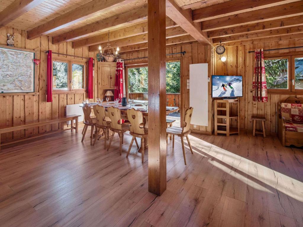 Chalet savoyard près des pistes, 13 personnes, Parking, Wifi - FR-1-568-59 - 5