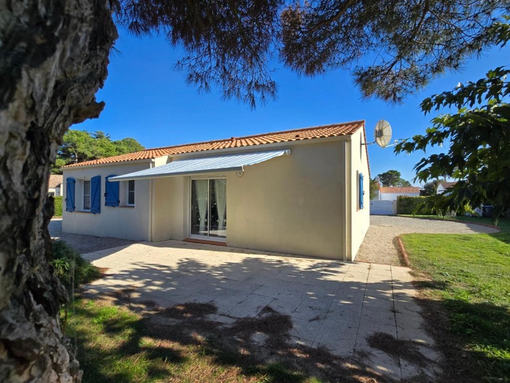 Maison moderne près de la mer, 6 pers, terrasse, à St Jean de Monts - FR-1-777-17 - 2