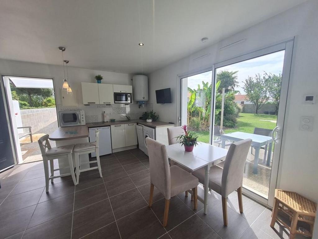 Charmante maison à St-Jean-de-Monts, 3 pers, proche plage et commerces, Wifi inclus - FR-1-777-28 - 3