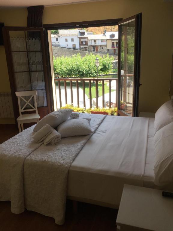 The Way Hotel Molinaseca photo