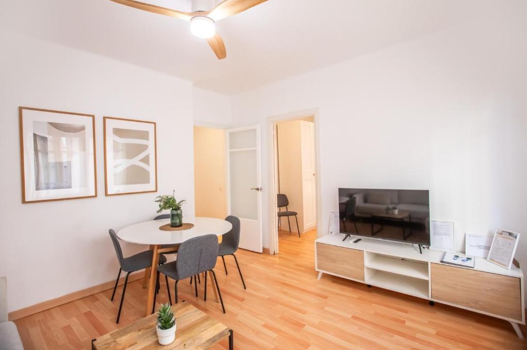 32PAA1126 - Apartment in Gracia - 3