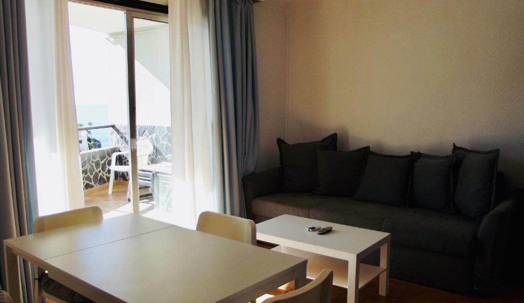 The Harbour Club — Hotel rooms in Acantilado de los Gigantes, Canary Islands