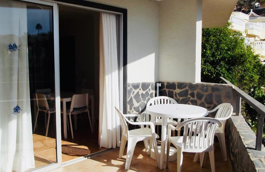 The Harbour Club — Hotel rooms in Acantilado de los Gigantes, Canary Islands