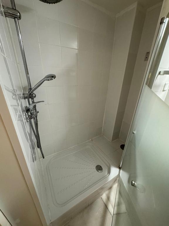Apartamento interior cerca de la estación de metro - La Almudena - Arriaga - 5
