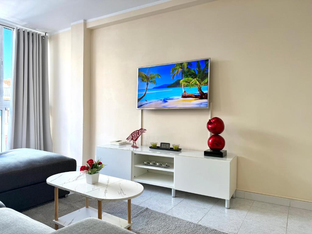 Beautiful modern apartment 100m from the sea - 3