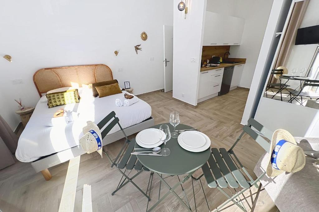 The Elegant Cannois Stylish Studio with Balcony - Cannes hyper centre - 4