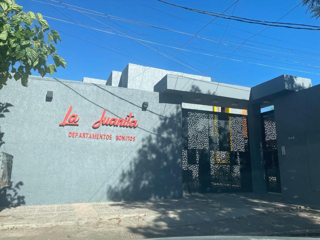 La Juanita - 3