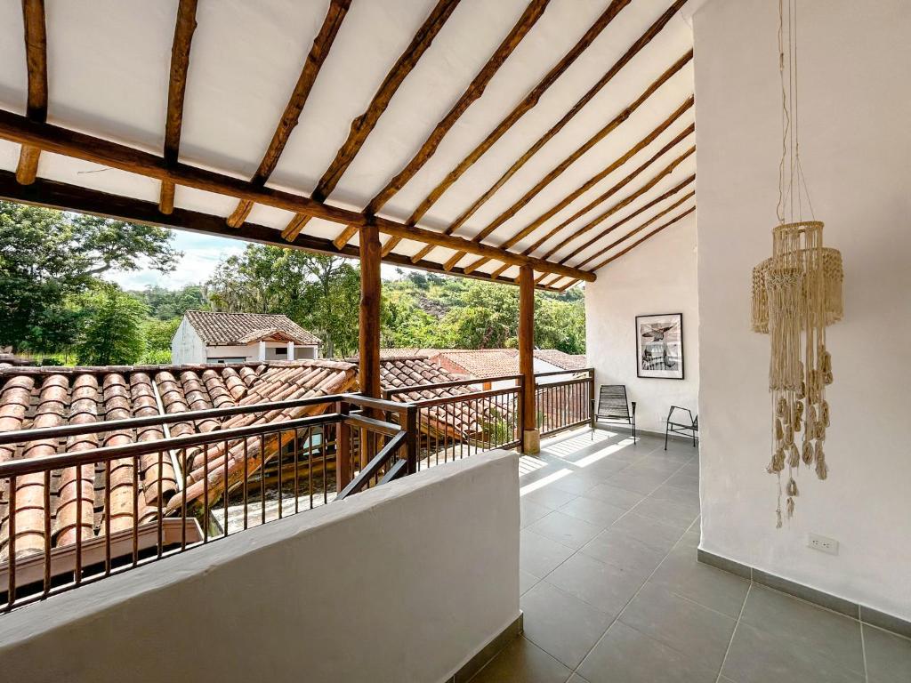 Unique House Elena Barichara Open Space Bright - 3