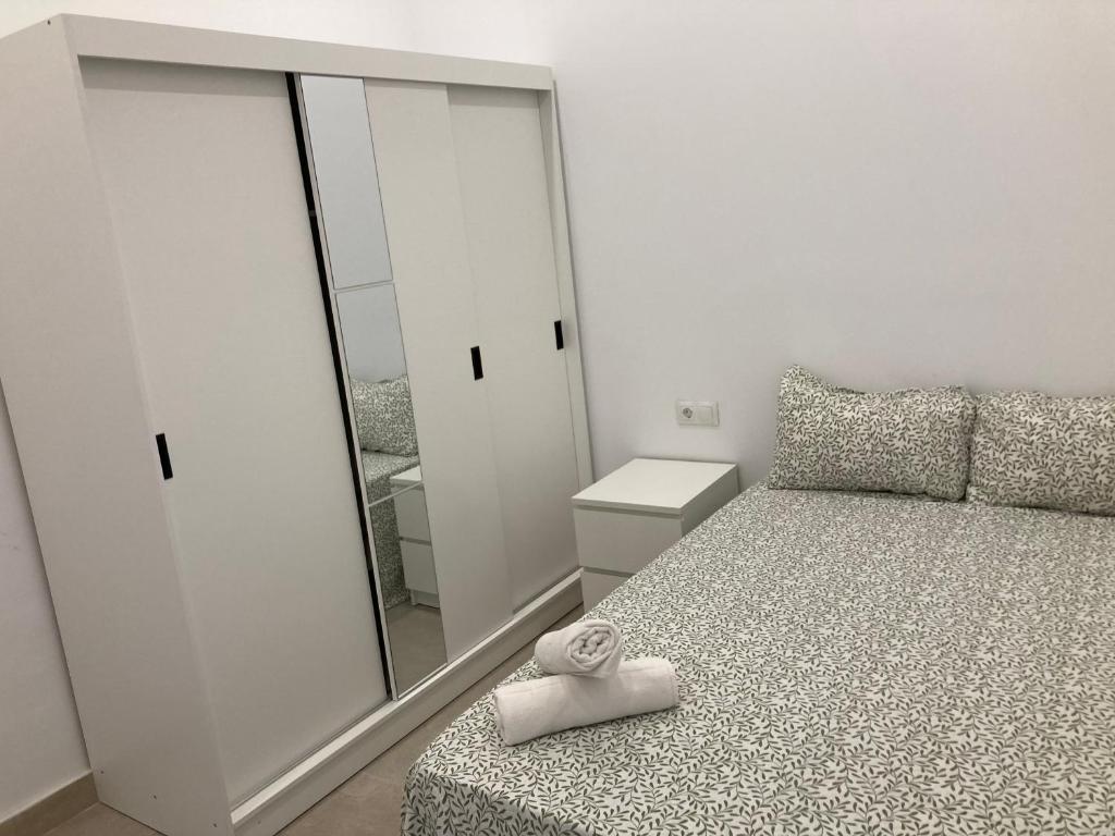 Apartamento Nuevo de 1 Dormitorio Centro Málaga - 3