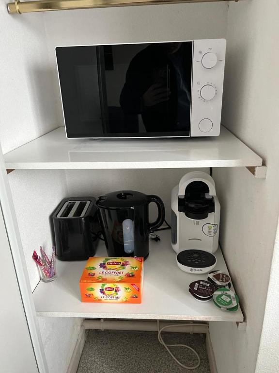 Studio 20m2 parking 4rue proudhon wifi rdcsureleve - 3