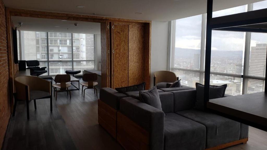 Apartamento en centro de Bogotá con vista a Los Andes - 3