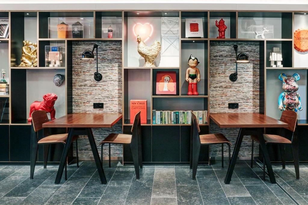 citizenM Paris Champs-Élysées - 5