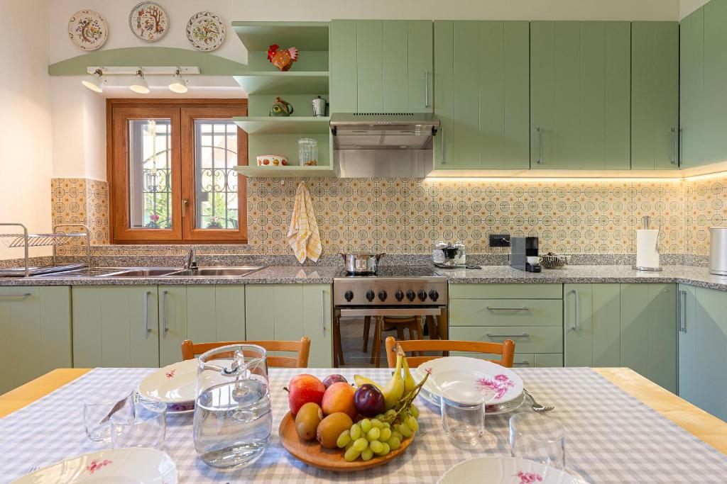 Arona Cottage - 1