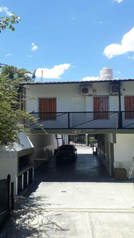 Los Gringuitos - Trapiche - 5
