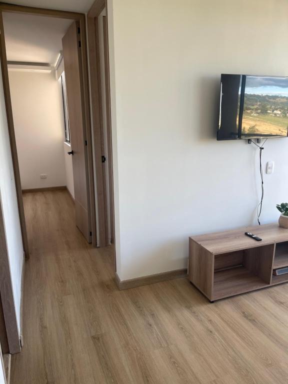 Apartamento completo cómodo con vista y todo cerca CC VIVA - 5