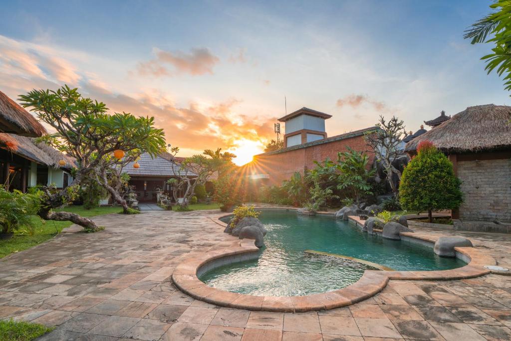 スイミングプール