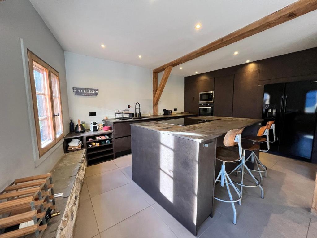 Chalet rénové à Samoëns, proche centre, skis-bus - 5