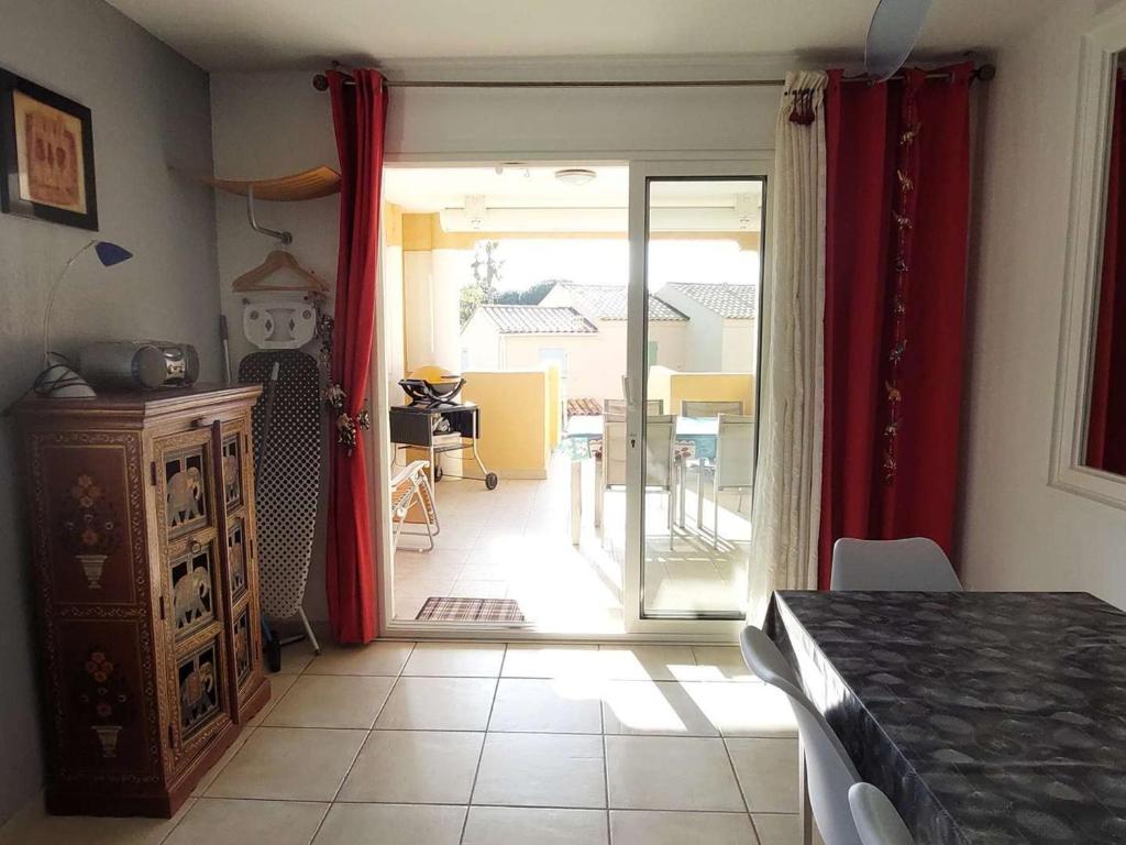 Duplex 3 pièces, 6 couchages, proche plage, parking, Le Lavandou - FR-1-251-873 - 4