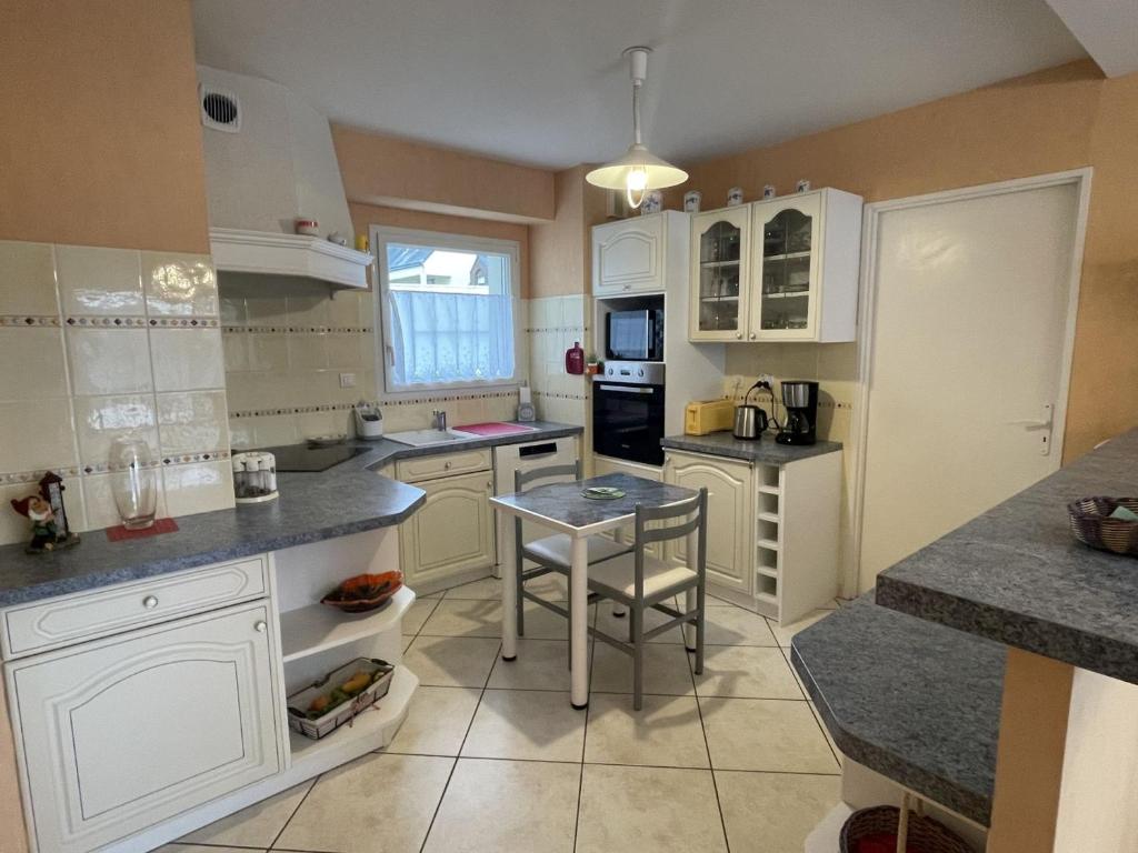 Appartement T3 rez-de-jardin, proche port Crouesty, wifi, parking - FR-1-775-39 - 2