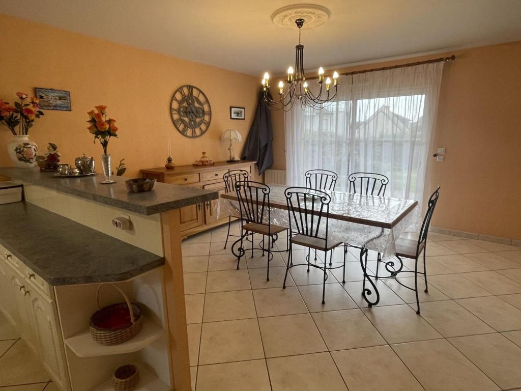 Appartement T3 rez-de-jardin, proche port Crouesty, wifi, parking - FR-1-775-39 - 3