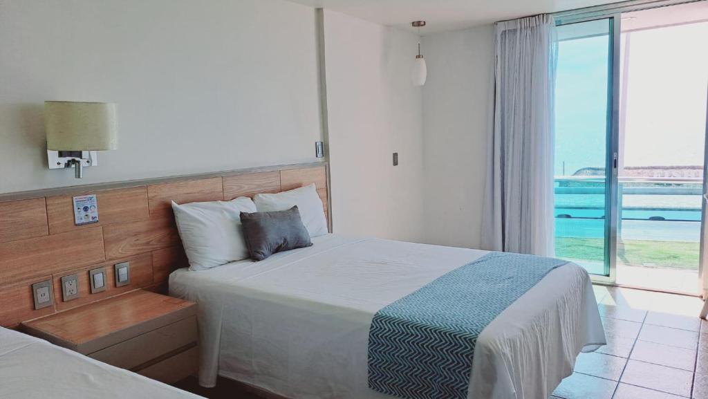Hotel Playamar - 2
