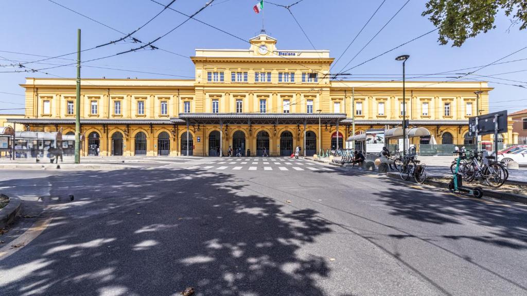 Chiara Apartment 6 guest - Train Station - Parking - 3