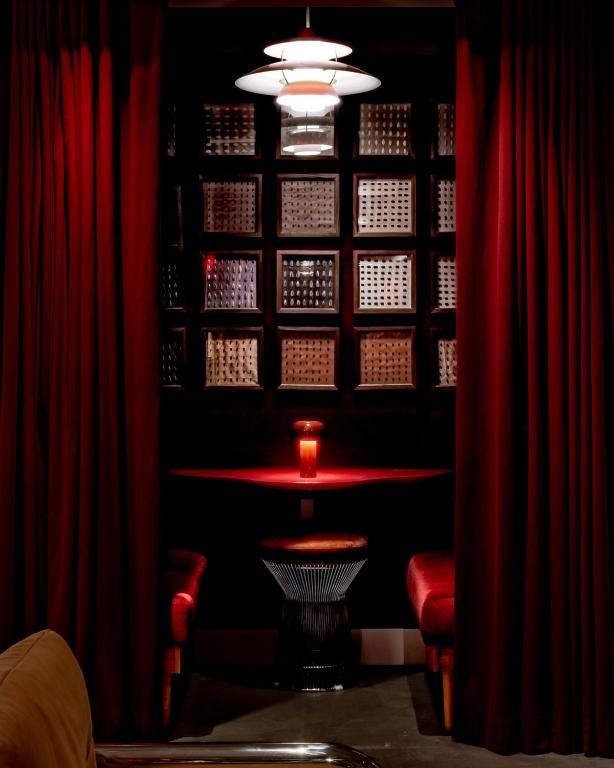 Bar/lounge