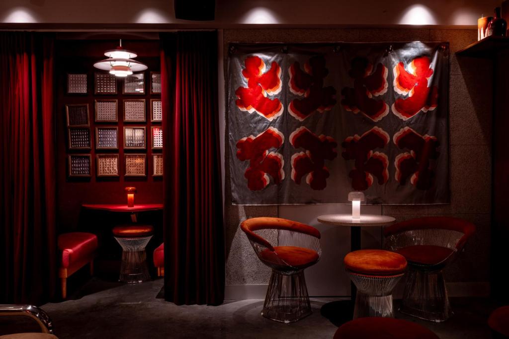 Bar/lounge
