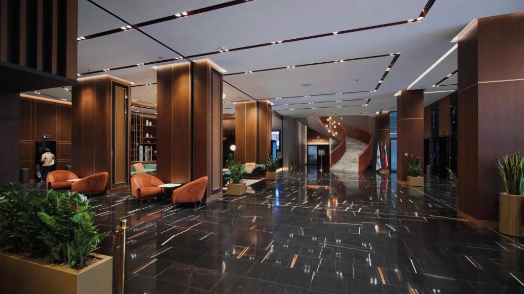 フロント・ロビー