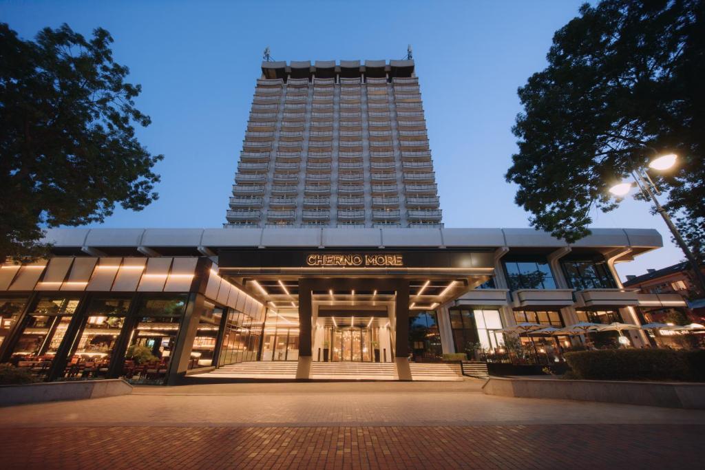 Hotel Cherno More