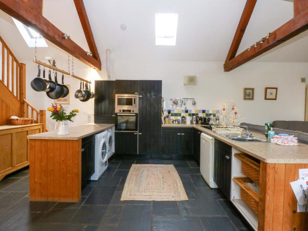 Beudy Mawr, Llanddeiniolen photo 7