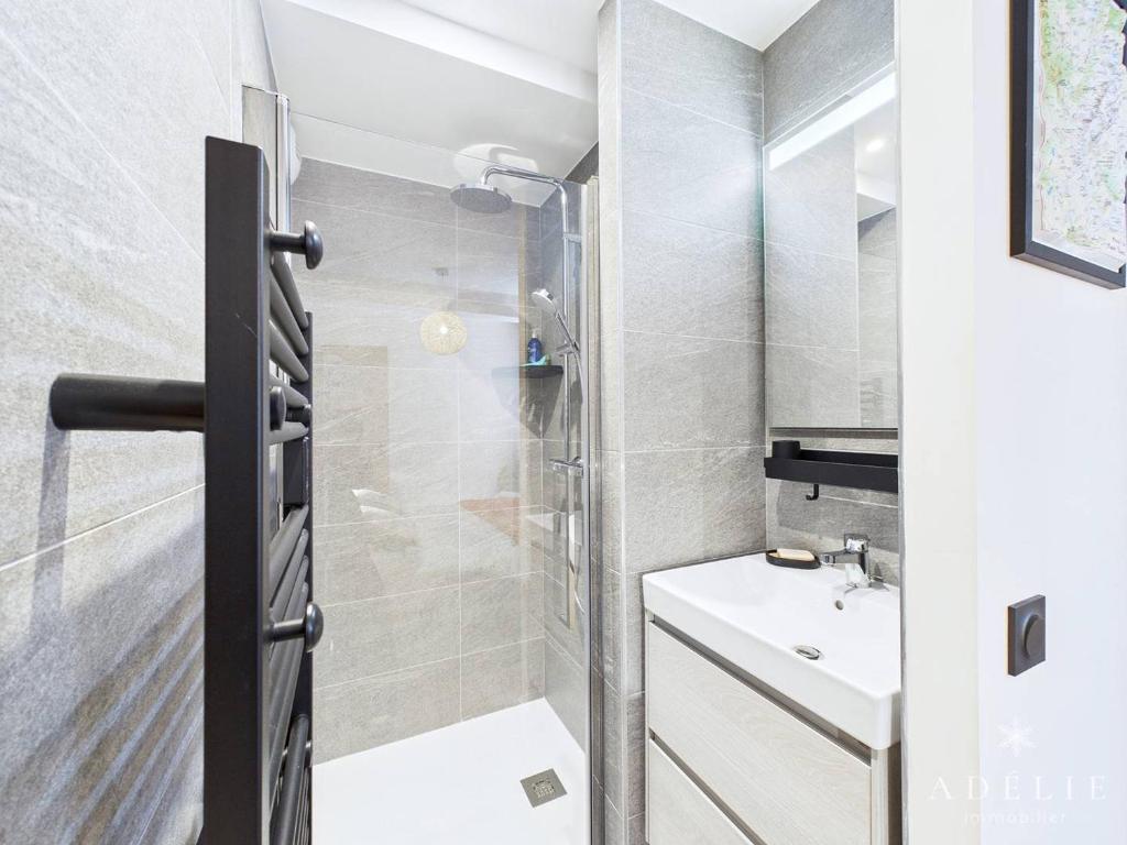 Luxueux T3, 2 chambres, parking, wifi, proche pistes et commerces - FR-1-398-676 - 5