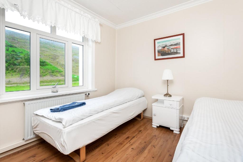 Standard Single Room with Shared Bathroom