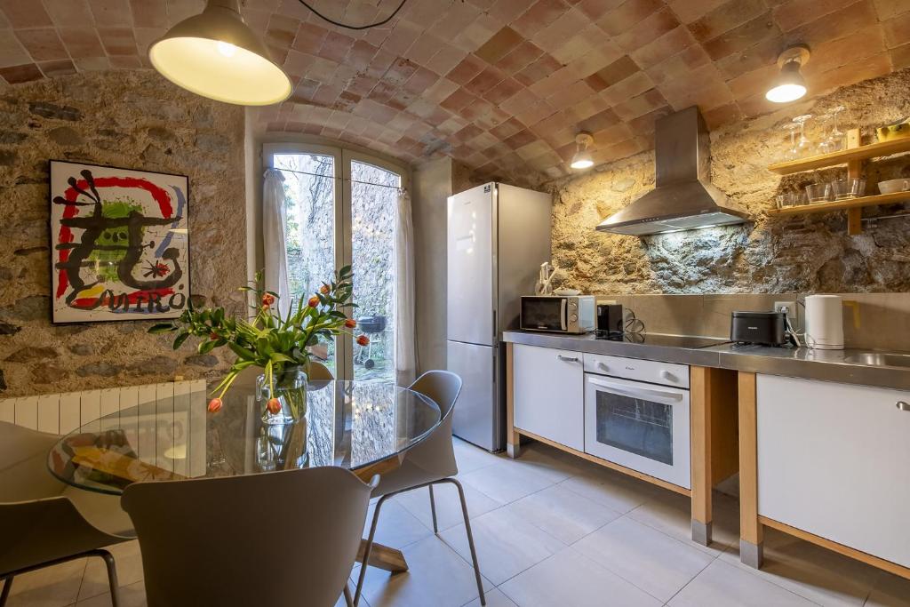 Apartamento Baños Arabes con jardín - 4