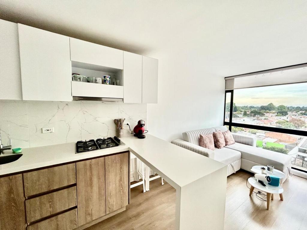 Cozy LOFT- Living house- Fast WIFI-Coworking-Gym- Calle 127 - 3