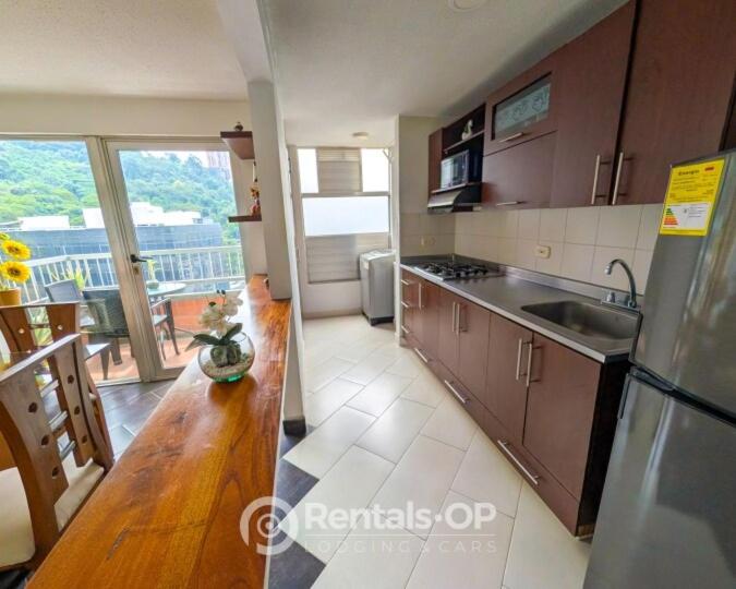Spacious apartment near Lleras and Provenza rentalsOP AN08 - 4