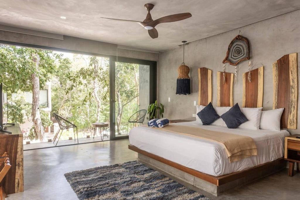 Mayan Culture Villa with Rooftop Pool - 2