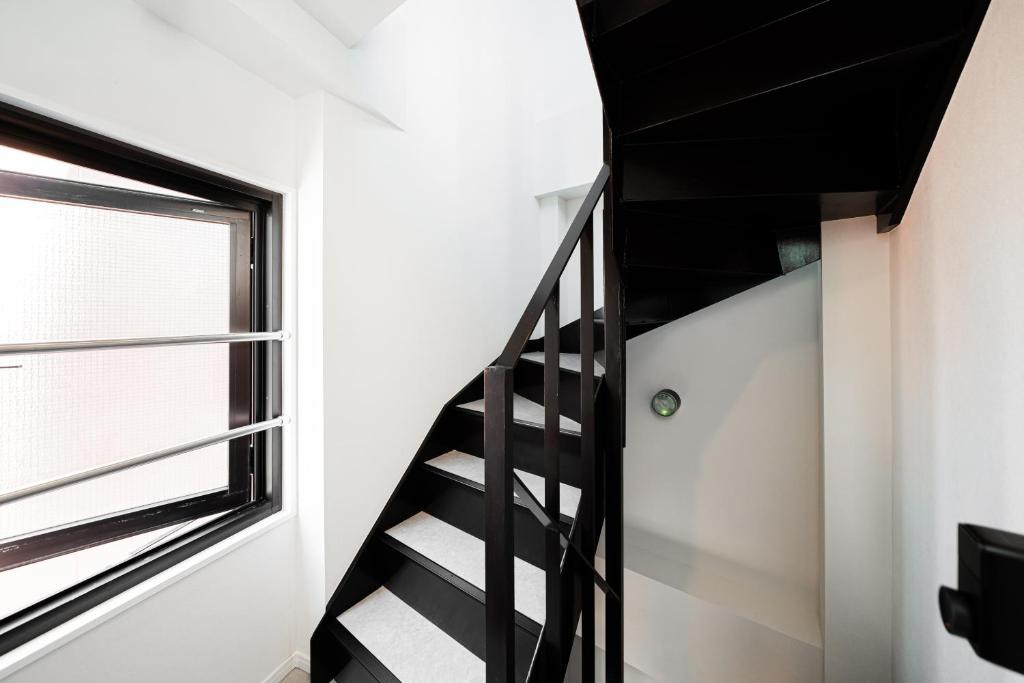 Sunlit Canopy - A Cozy Stay in Tokyo Shinjuku Area, with Easy City Access to Shibuya