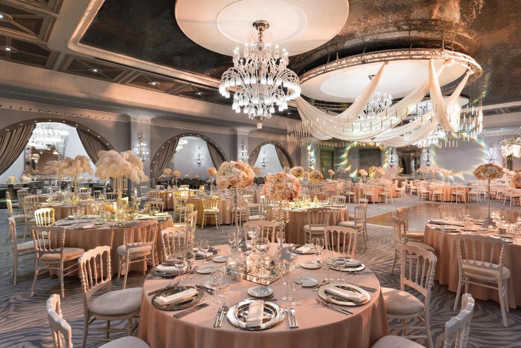 Banquet hall, Wyndham Grand Istanbul Kalamis Marina Hotel in İstanbul