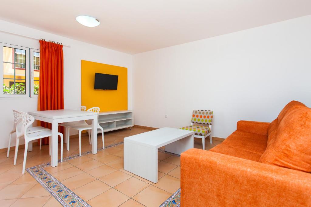 Maxorata Beach — Hotel rooms in Corralejo, Canary Islands
