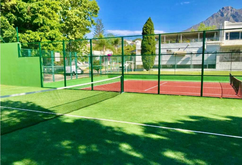 Marbella Trocadero Beach, Pool and Tennis - 2