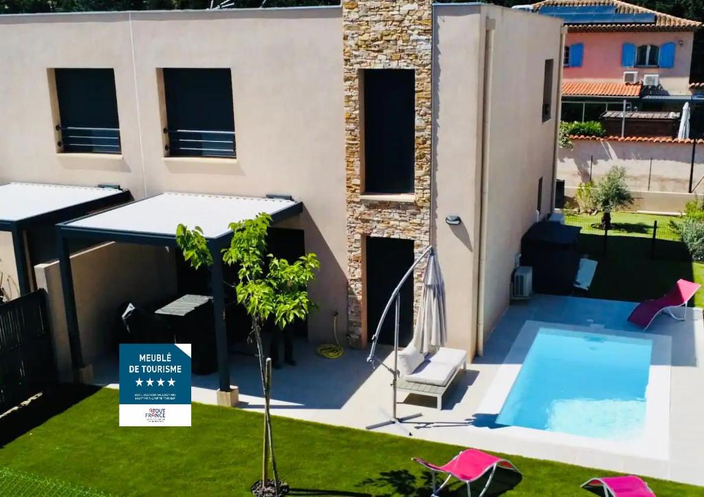 Cottage de Villepey, villa near beach, swimming pool - 1