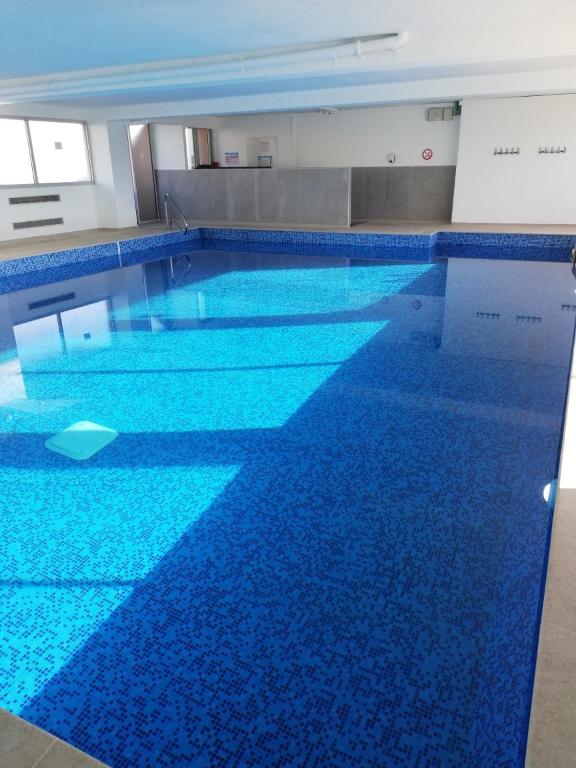 Bord de mer avec piscine intérieure chauffée - 1