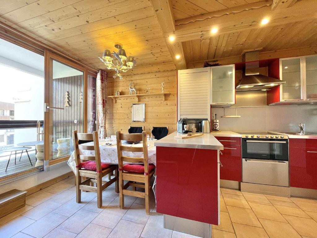 SO206 Grand 2 pieces style chalet Les Menuires - 3