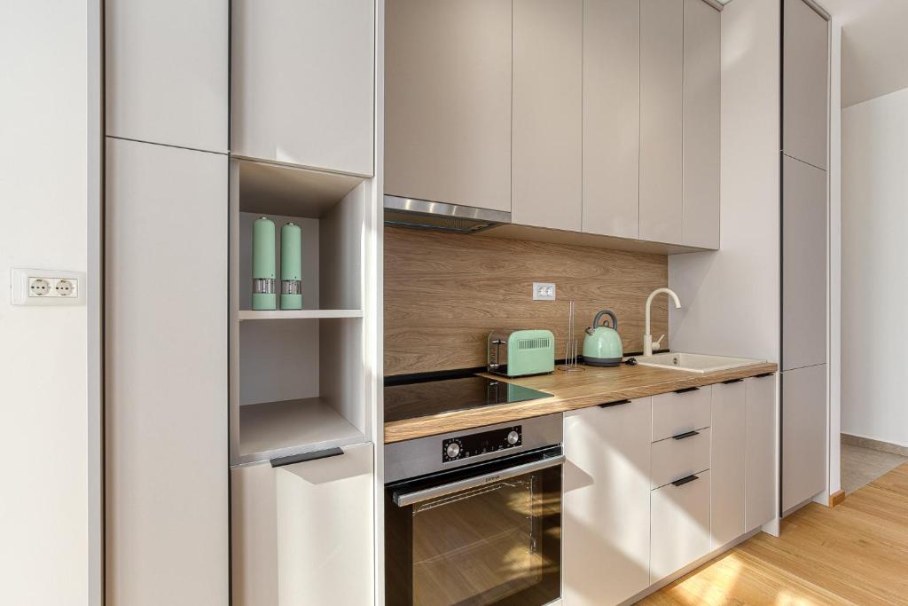 Seaside Cozy Apartment in Becici - 2