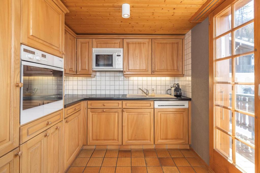Chalet La Dame Blanche Perfect Family retreat - 3