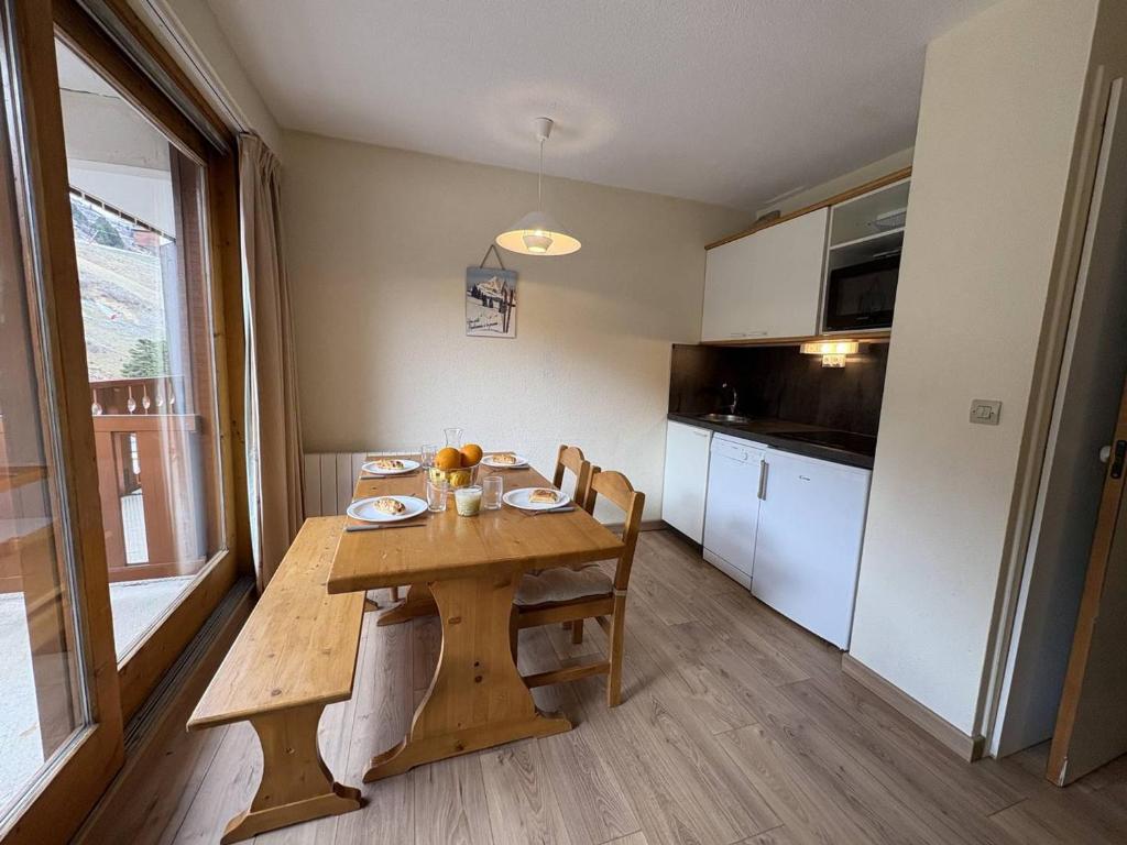 Charmant appart à Méribel, balcon, kitchenette, 1 chambre, ascenseur - FR-1-355-115 - 4