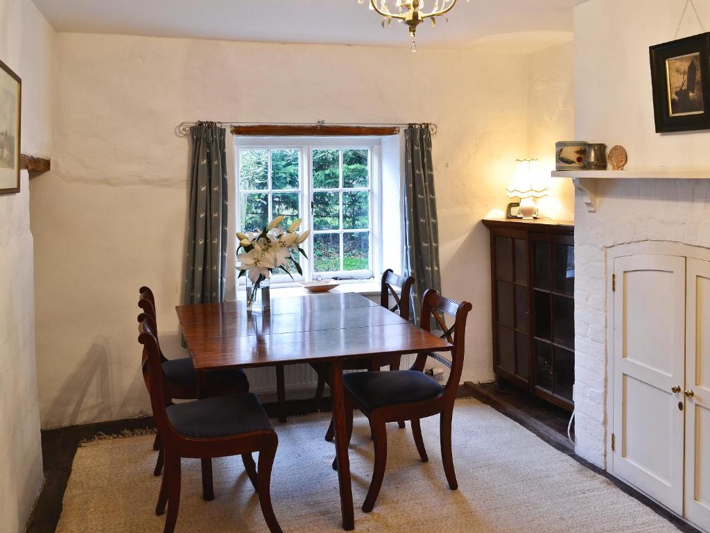 The Old Post Office, Lower Bockhampton photo 5