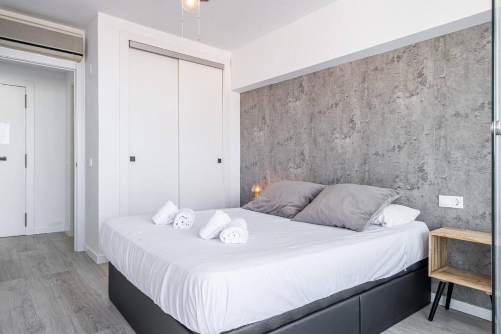 Levante Sky Views - Modern 9th Floor near Beach - 5